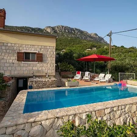 Prázdninový dům Hill Pool House *